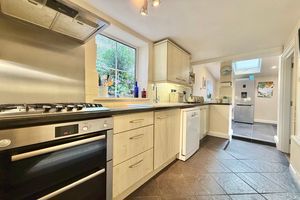 15' Kitchen- click for photo gallery